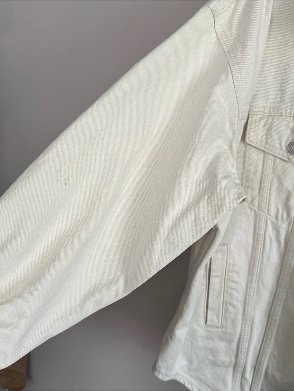 Levi’s Oversized White Denim Jacket Shacket Size XL